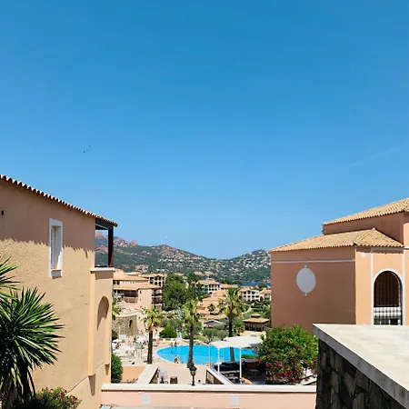 Cap Esterel ,baie D'agay ,vue *